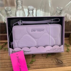 Betsey Johnson Boxed Zia Wallet Purple 
NWT in Box MSRP $54.00